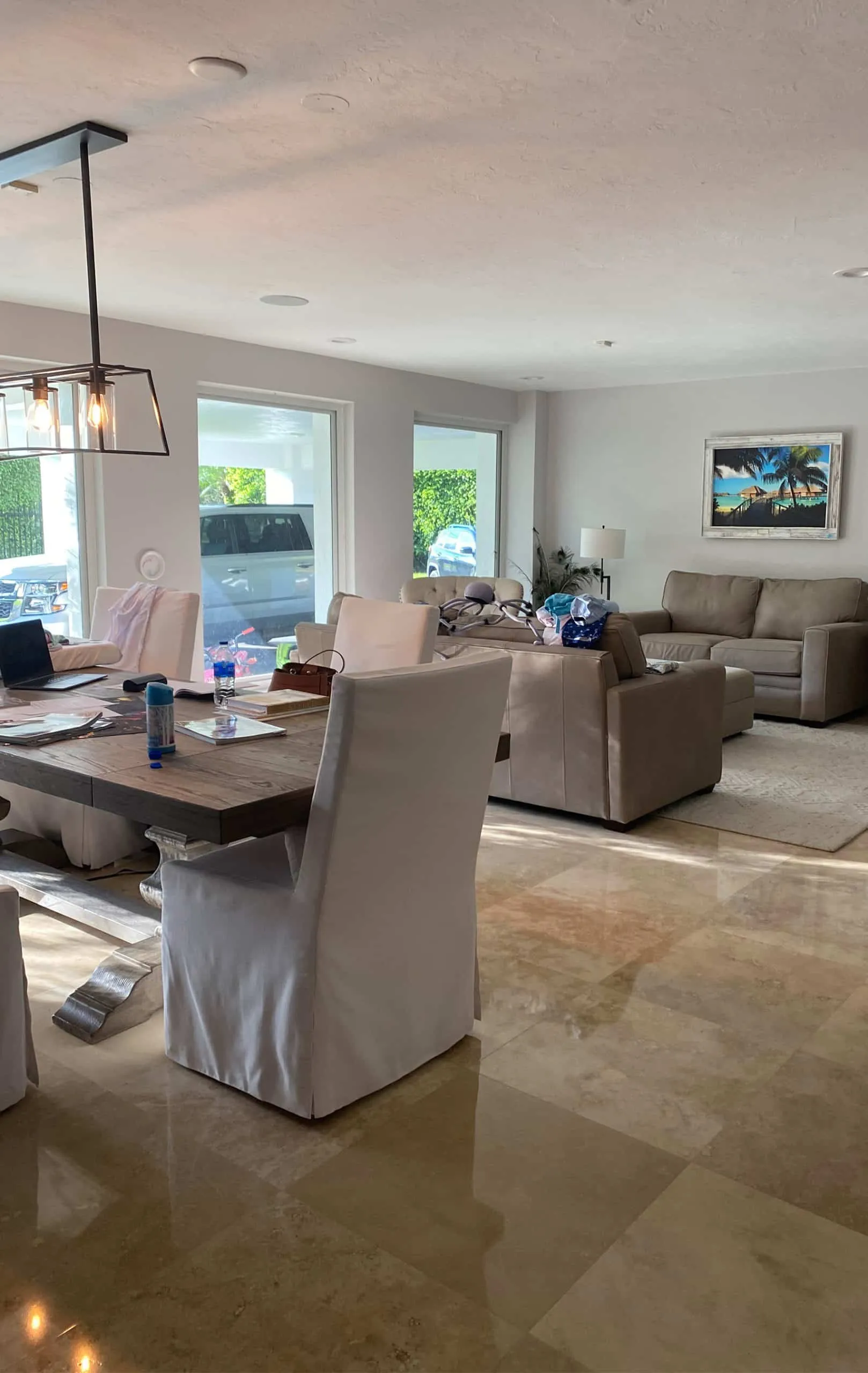 Pinecrest home interior before the renovation