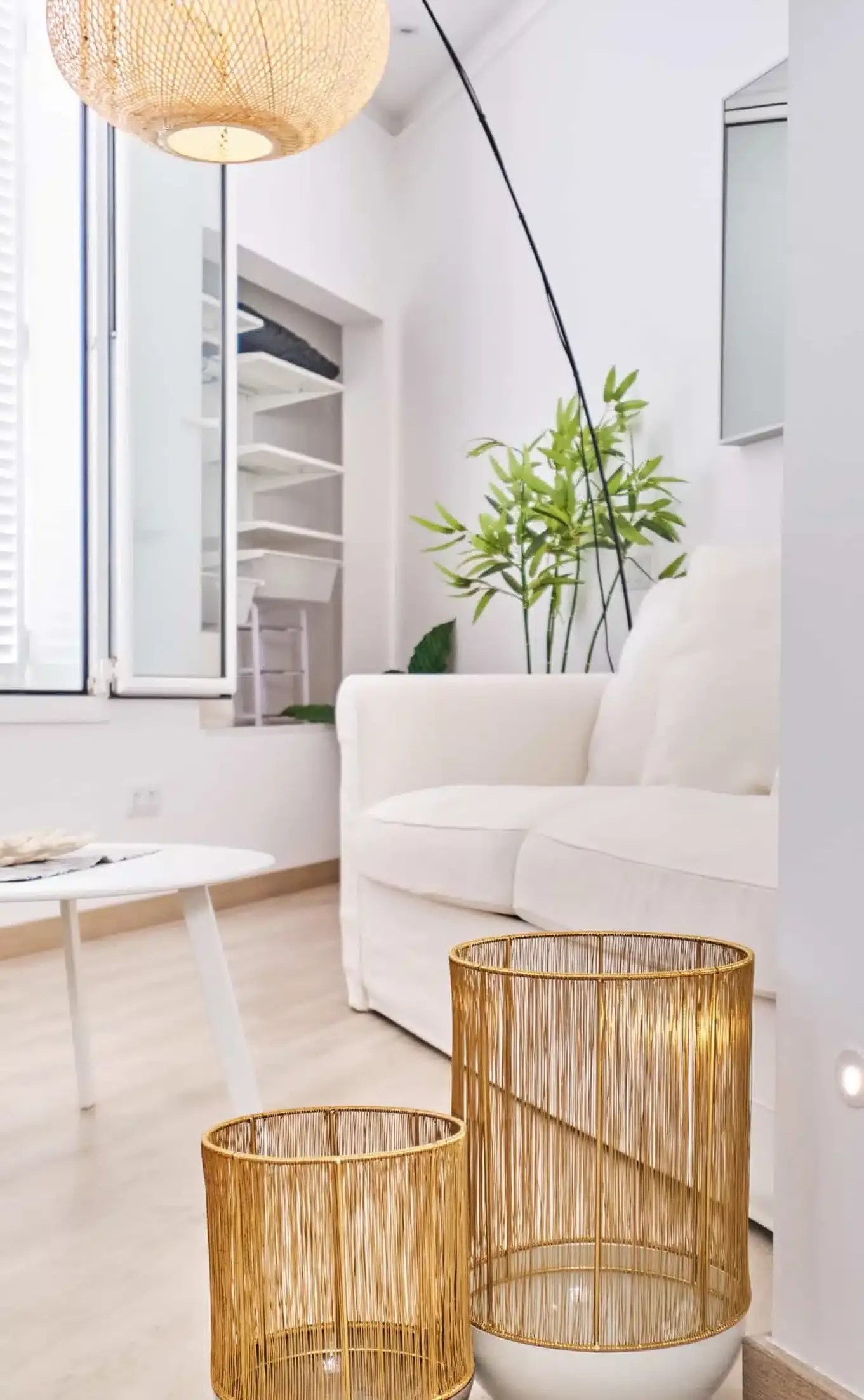 Styled living-room decor by Beatrice Leupold